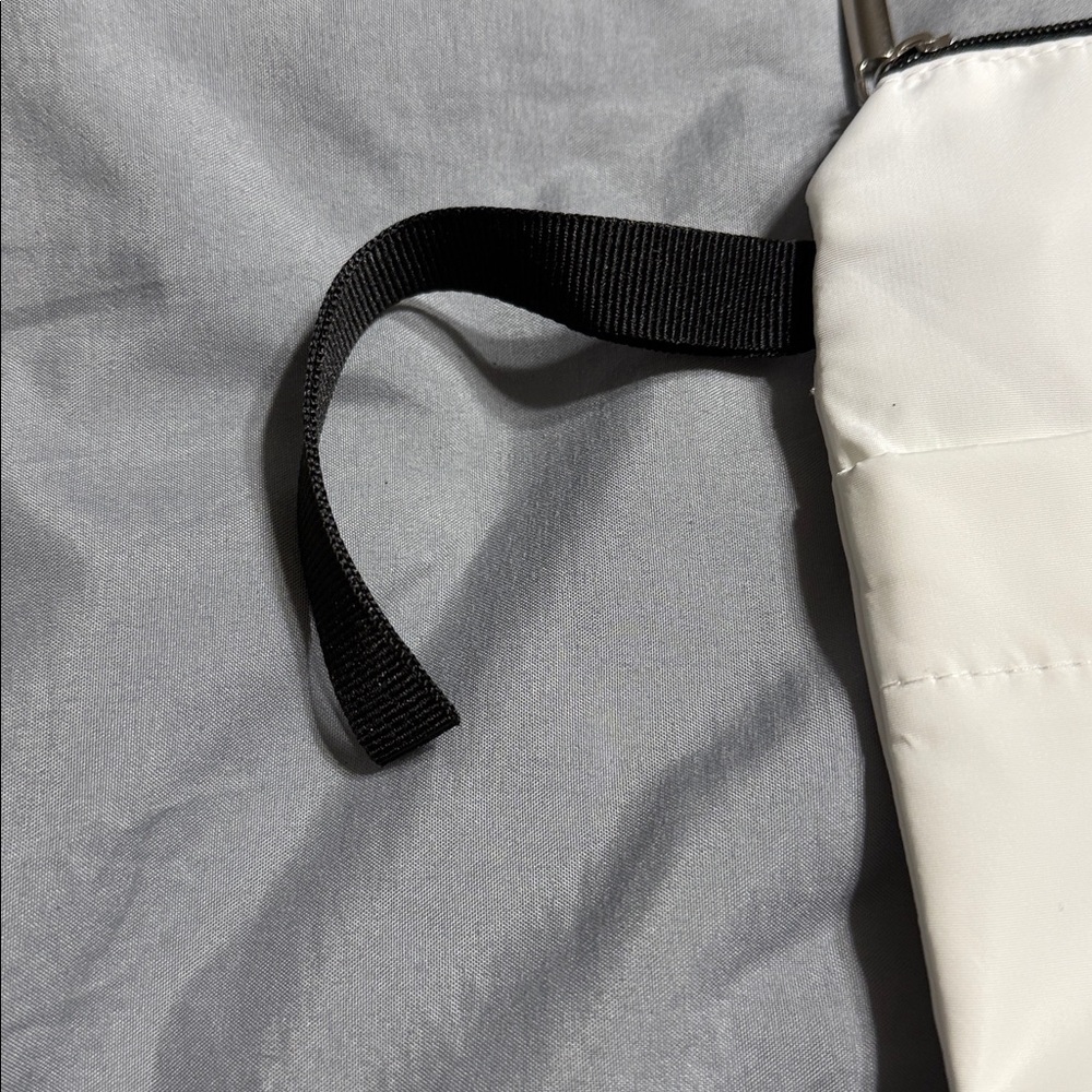 White Pouch with Pink Floral Initial - Picture 4 of 6